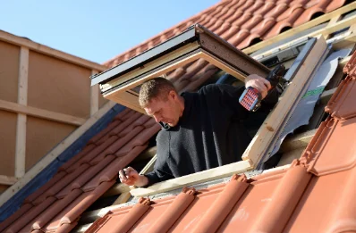 Pose de fenêtres de toit Velux à Calan